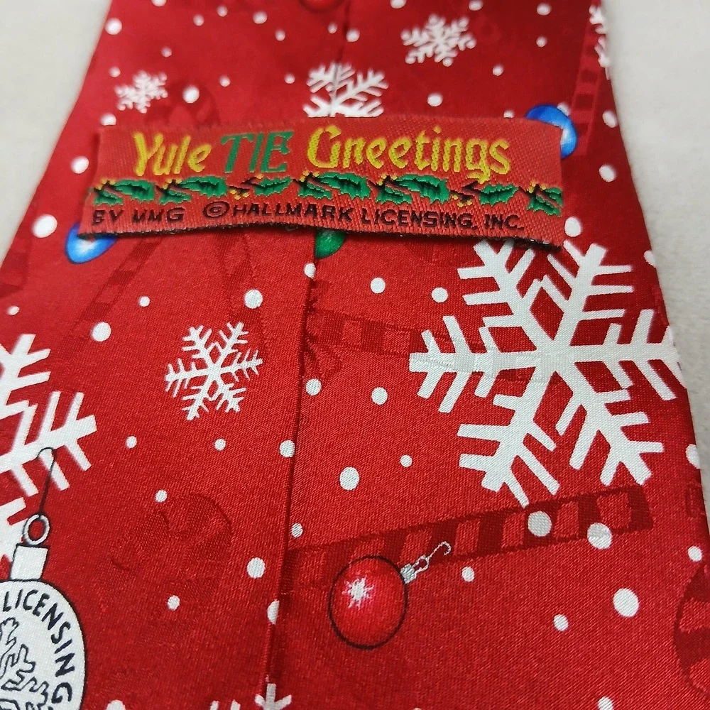 Hallmark Christmas Xmas 4x58‎ Mens Silk Tie Snowflake